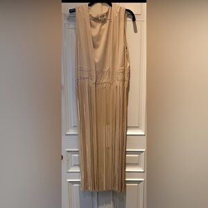 BiBi Studded Faux Suede Long Fringe Duster Vest Tan Beige M Boho Western NWOT
